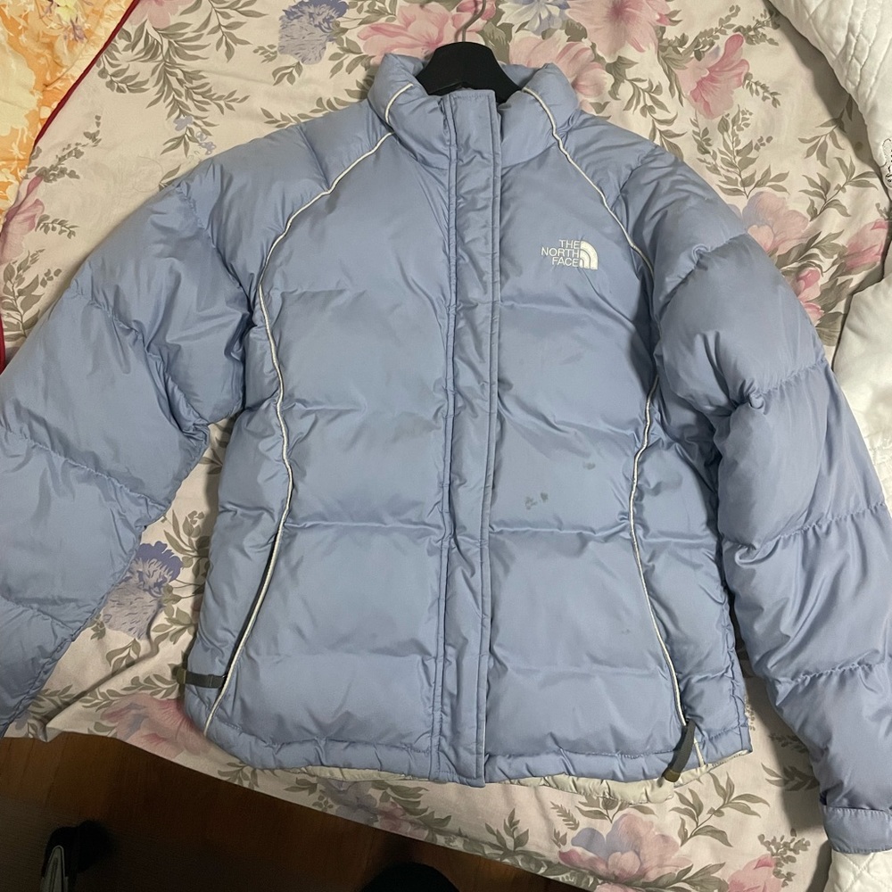 North face womenswear jacket from 2000s.